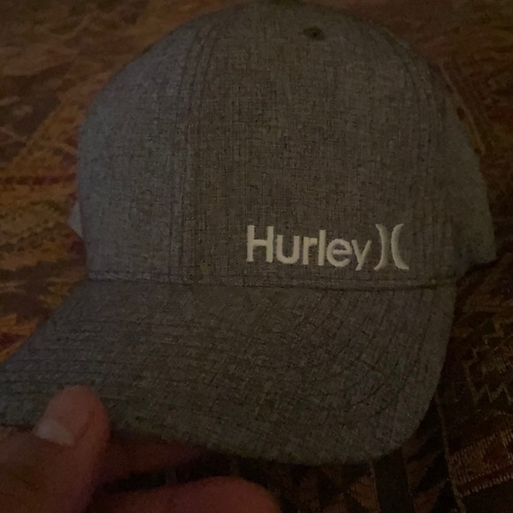 Hurley Other - HURLEY grey hat
